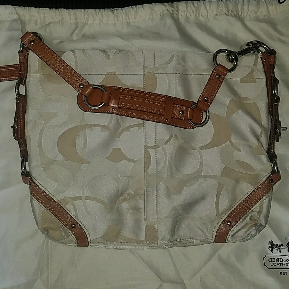 Authentic Coach purse - Picture 2 of 8